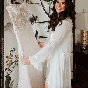 Bridal Robe with bows and flared sleeves